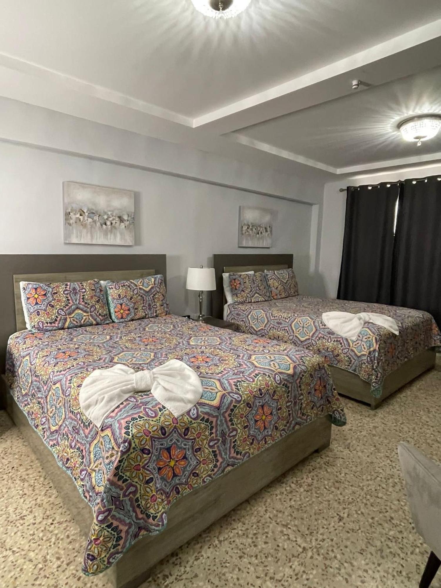 Itza-Bella Suites Isabela Bagian luar foto