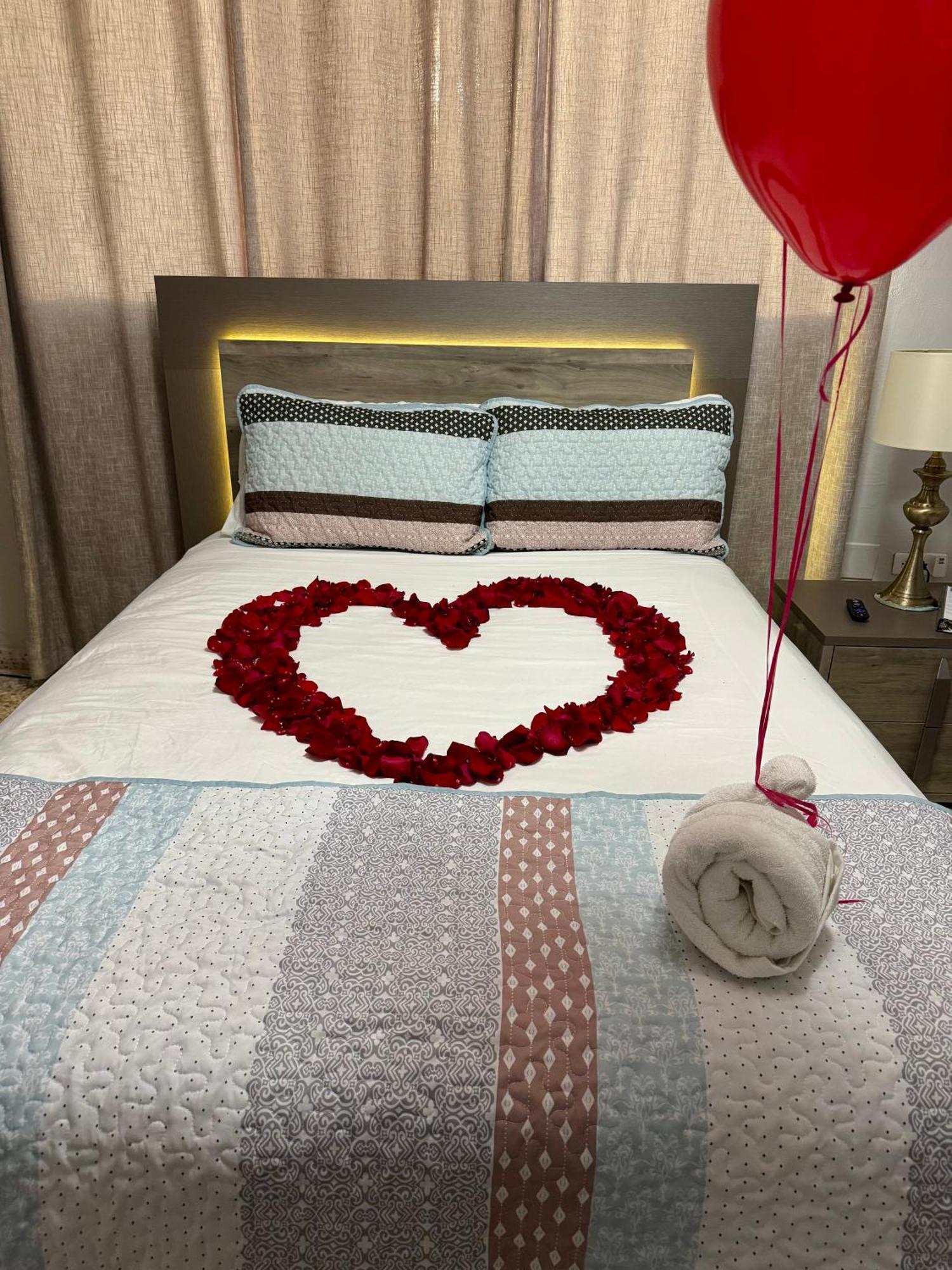 Itza-Bella Suites Isabela Bagian luar foto