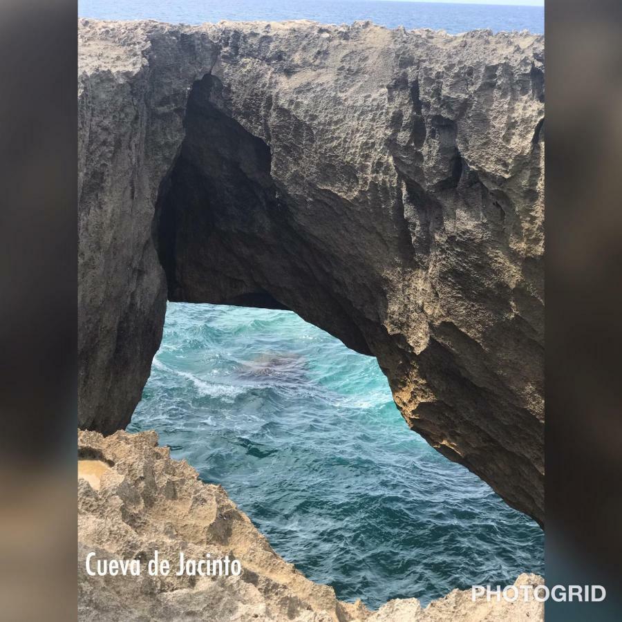 Itza-Bella Suites Isabela Bagian luar foto